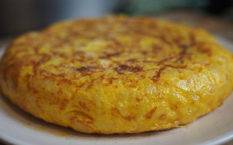 Make Spanish Omelette