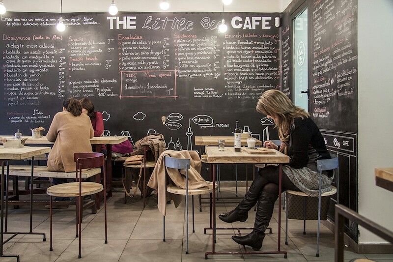 LITTLE BIG CAFÉ